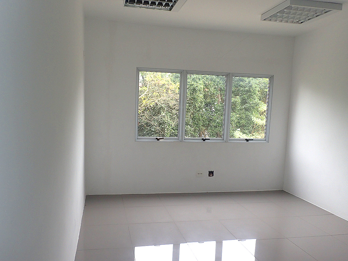 Vista interna da Sala 14 no Ed. Santa Mônica em Cotia