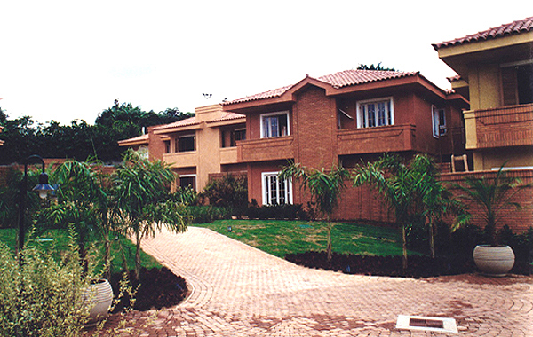 Fachada Condominio Villa Reale